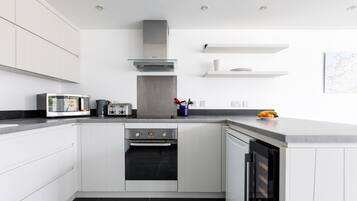 Fridge, dishwasher, electric kettle, toaster