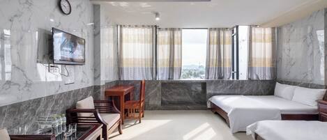 Hypo-allergenic bedding, memory foam beds, minibar