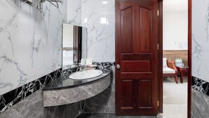 Buồng tắm vòi sen, vòi sen phun mưa, đồ dùng nhà tắm miễn phí 