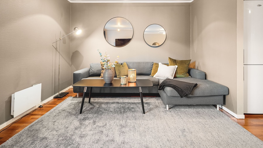 Enter Amalie Apartment Hotel