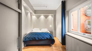 2 habitaciones, decoraciĂłn personalizada y muebles diferentes
