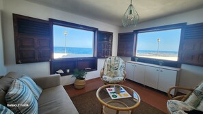 Smart TV - Villa Salada on the Ocean Shore (Castillo Caleta de Fuste)
