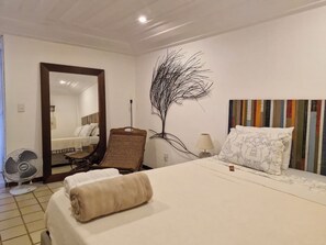 3 chambres, fer et planche à repasser, Wi-Fi gratuit, draps fournis