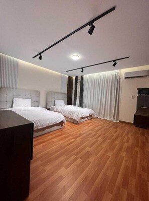 Apartment | 4 bedrooms, iron/ironing board, free WiFi - Charming Hotel APT.Madinaty 1.16.18.62 (New Cairo)