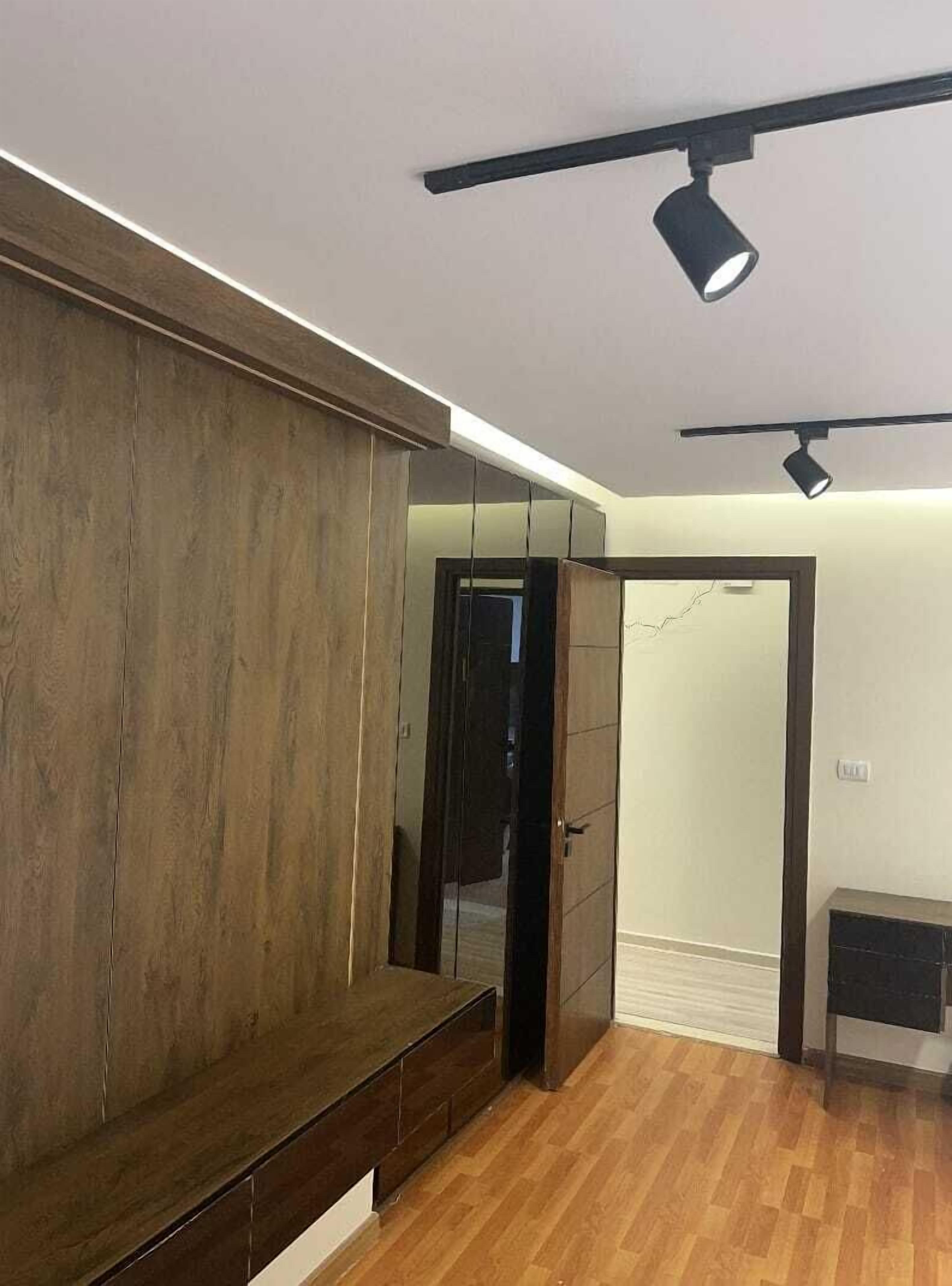 4 bedrooms, iron/ironing board, free WiFi