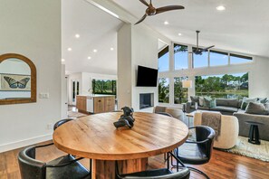 Interior - 8 Gull Point: BESTNEST/Luxe by Beverly Serral, Private Pool, Stunning View (Hilton Head Island)