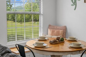 Condo, 2 Double Beds, Balcony, Golf View (Tranquil Treehouse Loft) | Dining - Tranquil Treehouse Loft - Golf Course Views (Branson)