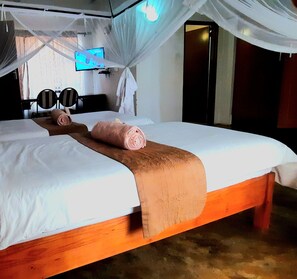 4 dormitorios, escritorio, wifi y ropa de cama