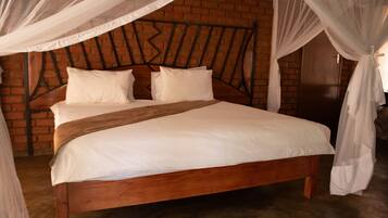 4 Schlafzimmer, Schreibtisch, WLAN, Bettwäsche