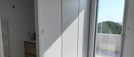 3 bedrooms, iron/ironing board, travel cot, WiFi