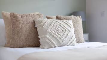 Apartamento | 2 dormitorios, ropa de cama hipoalergénica, mobiliario individual