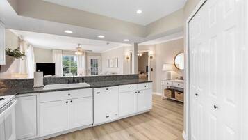 Condo, Multiple Beds, Patio, Garden View (Table Rock Cottage) | Private kitchen | Coffee/tea maker