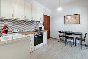 City Apartment | Private kitchen