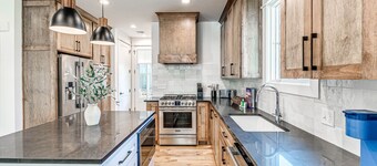 New Property in Carlton Landing-Nolan's Nook- Pet Friendly