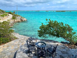 屋外ダイニングエリア