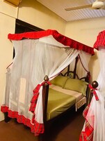 Casa Deluxe | 3 dormitorios, ropa de cama de alta calidad, colchones Tempur-Pedic