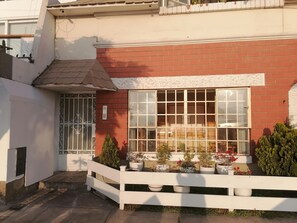 تفاصيل الفندق من الخارج