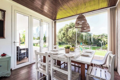 Bell Veure - Four Bedroom Villa, Sleeps 8