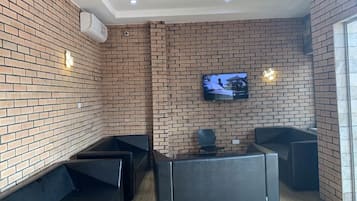 Bar (in der Unterkunft)