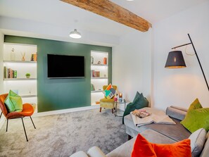 Living area - 2 bedroom accommodation in Ruthin (Ruthin)