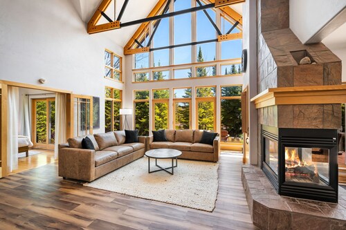 Modern Chalet With Stunning Forest Views