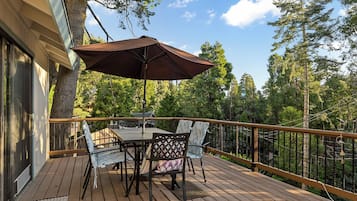 Tempat makan outdoor