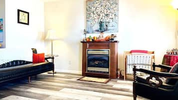 Smart TV y chimenea