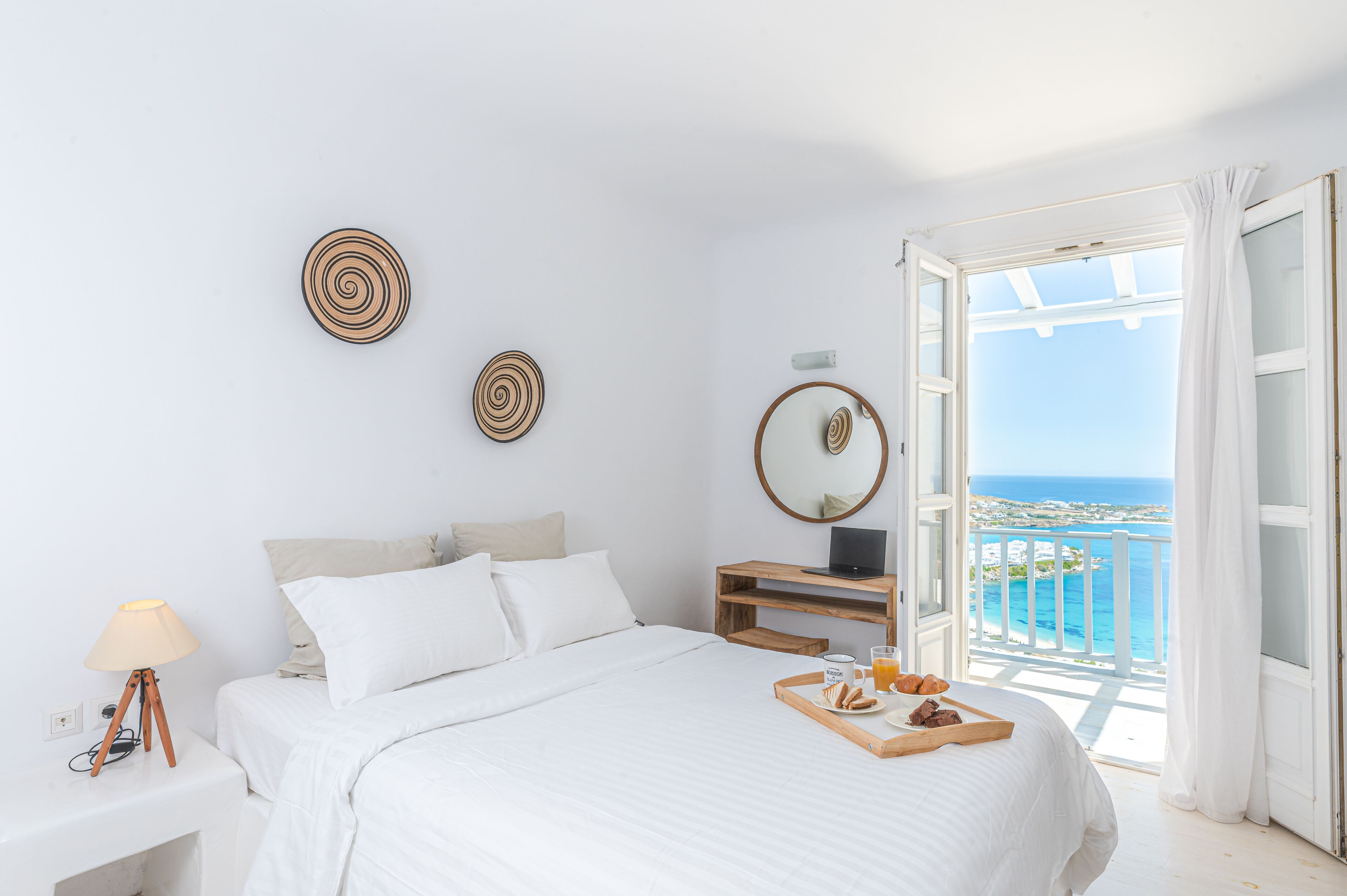 4 habitaciones, tabla de planchar con plancha y wifi gratis 