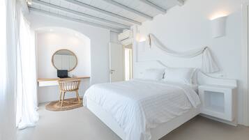 4 habitaciones, tabla de planchar con plancha y cuna de viaje