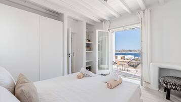 5 bedrooms, iron/ironing board, travel crib, free WiFi