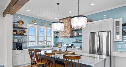 Summer Breeze beach and boaters retreat. Brand new house with tons of activities