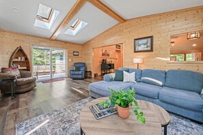 تلفزيون ذكي، كرة ق�دم الطاولة، كُتُب