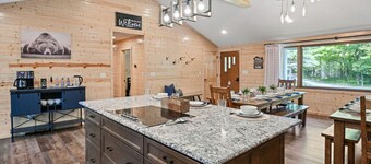 Elevated 6BR Lodge | On Trail | Speakeasy/Game Room