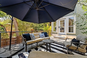 Terrace/patio - Style & Serenity - Steps Away From South Congress (Austin)