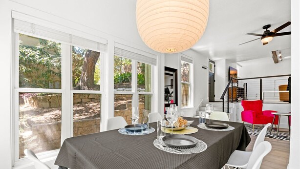 House, 2 Queen Beds, Patio, Garden View (South Congress Hideaway) | In-room dining - Style & Serenity - Steps Away From South Congress (Austin)