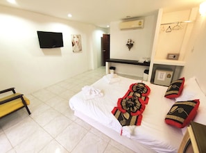1 bedroom, in-room safe, free WiFi - Sea Beach Paradise (Patong)