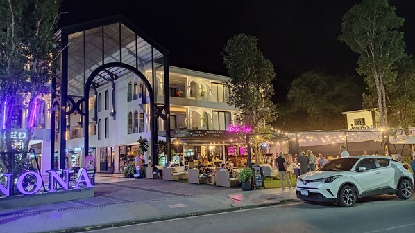 Front of property - Sea Beach Paradise (Patong)