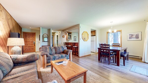 Televisión, chimenea