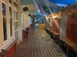 บริเวณภายนอก