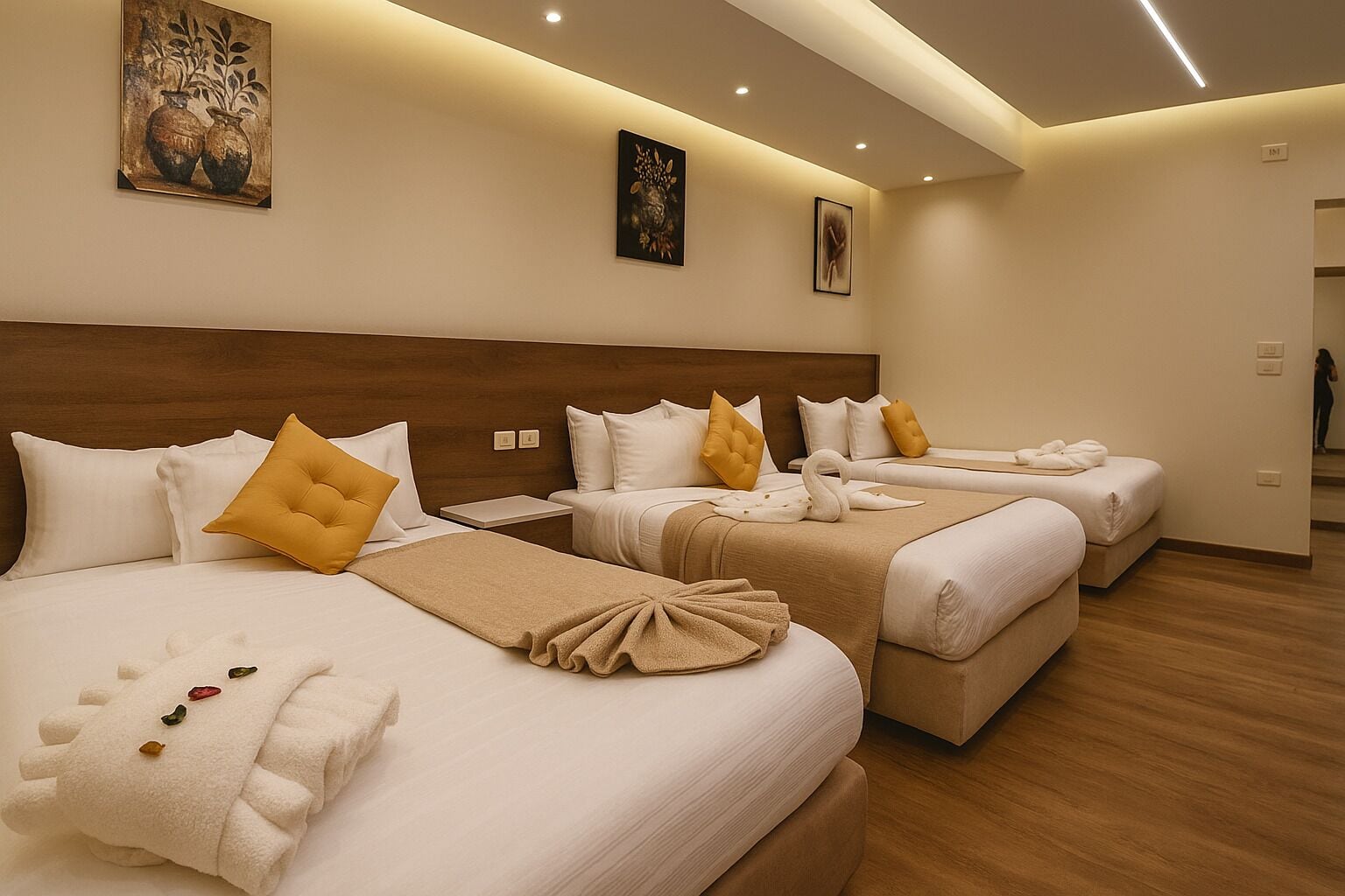 Photo - Nun Pyramids INN