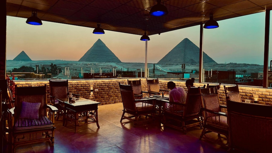 Nun Pyramids INN