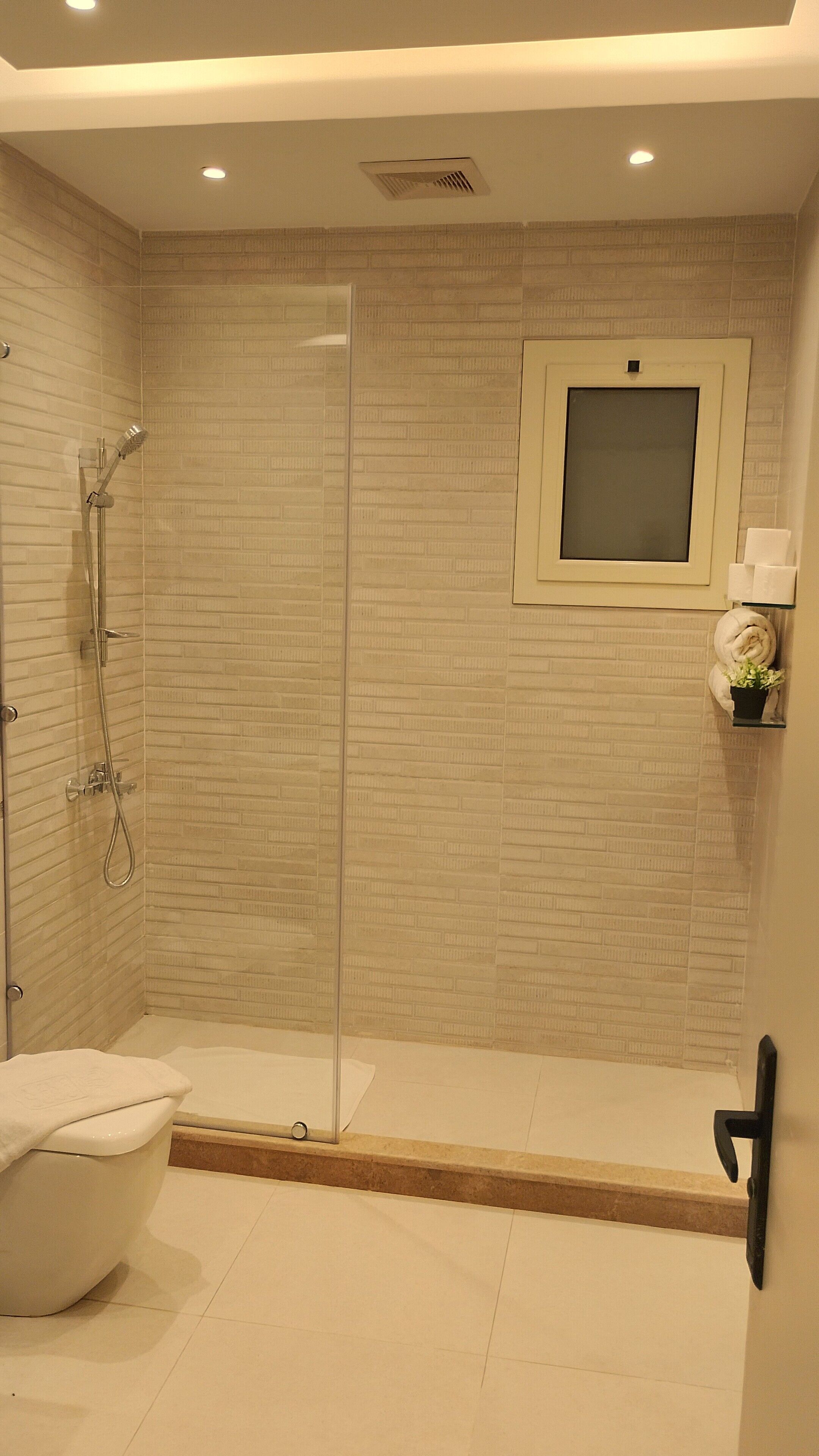 Photo - Nun Pyramids INN