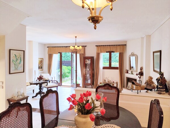 Living area - Christie's Boutique by Corfuescapes (Corfu)