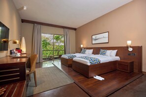 Tomannsrom – standard | Allergitestet sengetøy, safe på rommet og blendingsgardiner