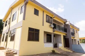 Exterior - Cozy and Warm Apartment for 4 in Accra (ACCRA)