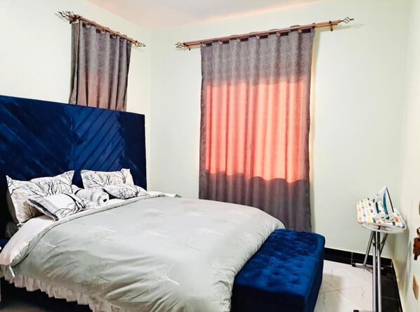 1 soveværelse, strygejern/strygebræt, Wi-Fi, sengetøj