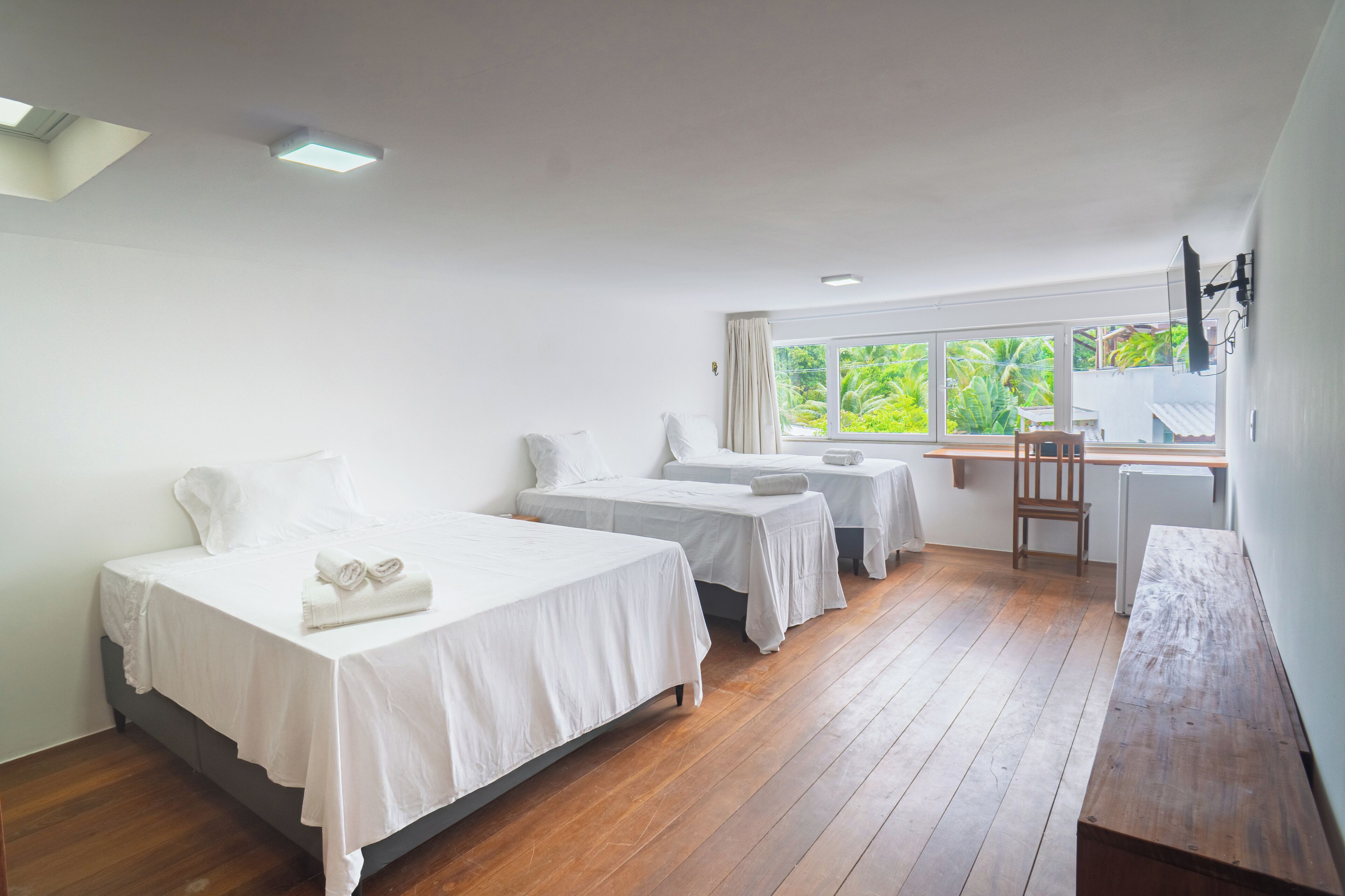 Firemannsrom | 1 soverom, minibar, blendingsgardiner og lydisolert