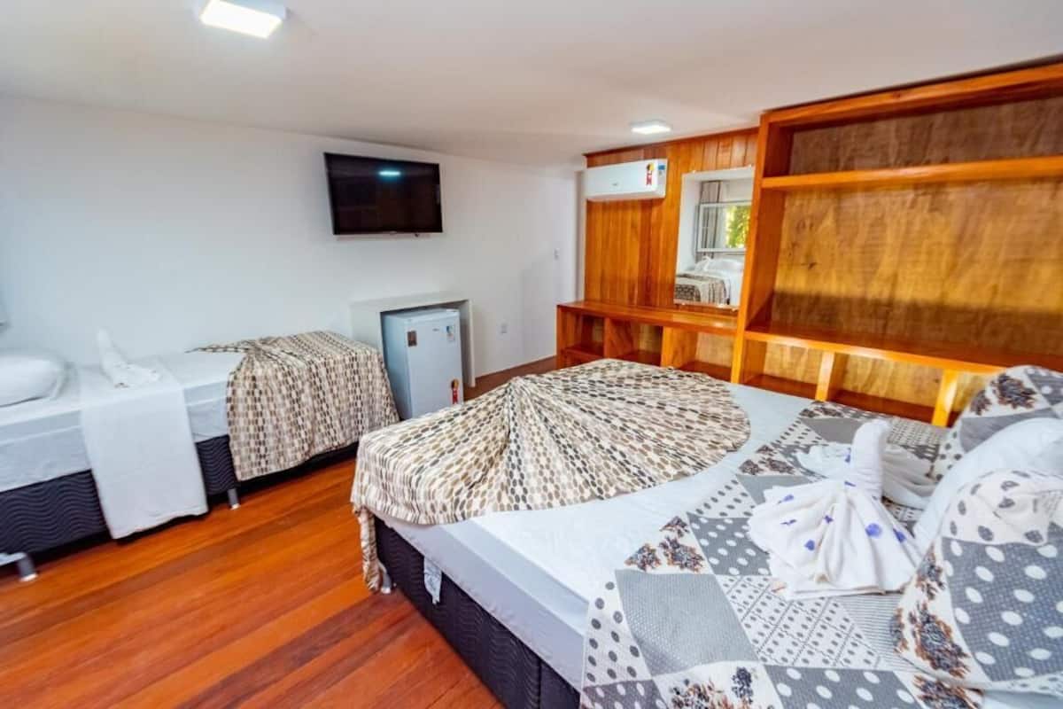 1 habitación, minibar, cortinas blackout y sistema de insonorización