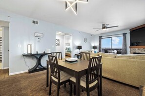 Interior - Legacy View at Pointe - Branson (Branson)