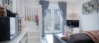 Portway Nook - 1 Bedroom Studio - Bishopston